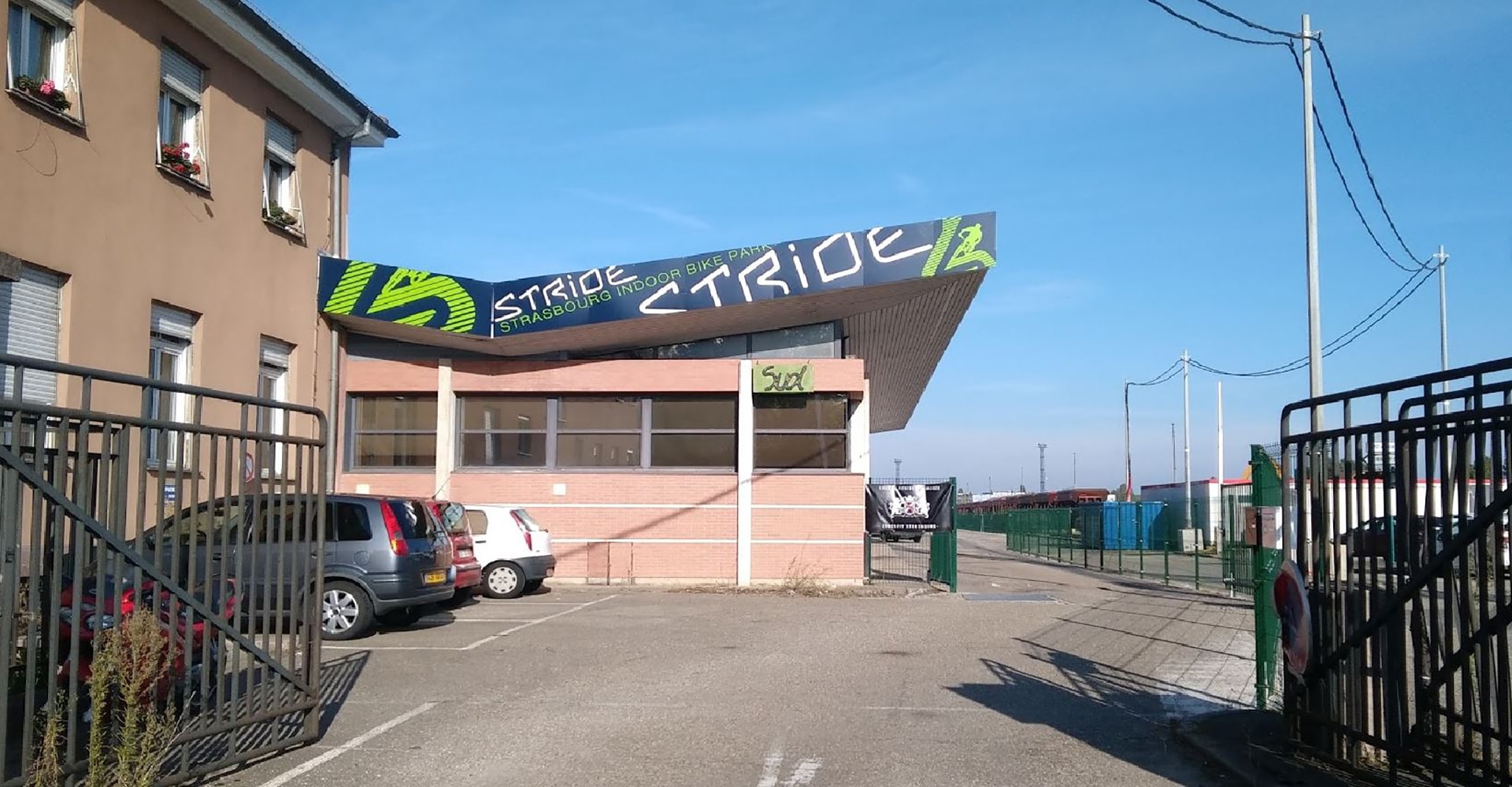 Création d&rsquo;un Bike-Park dans un ancien hangar de la SNCF